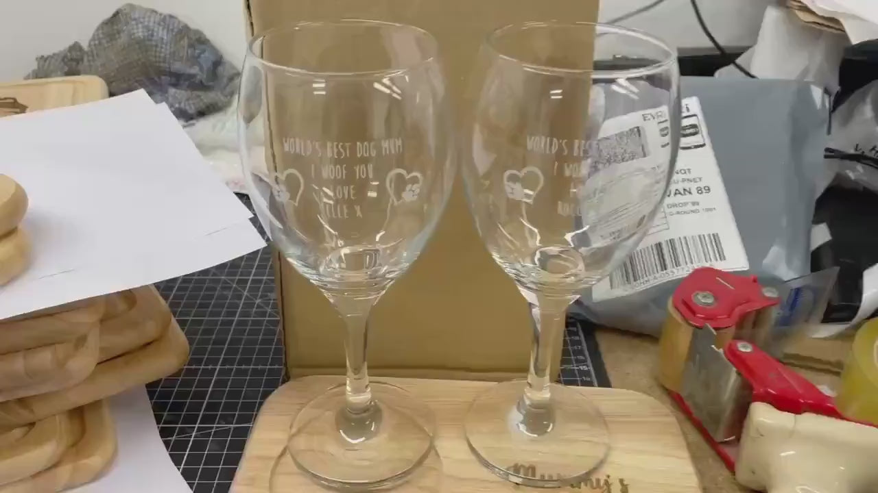 Personalised Dog Mum Wine Glass Gift